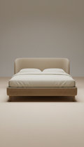 Bett mit sandbeigem Polster und Holzrahmen